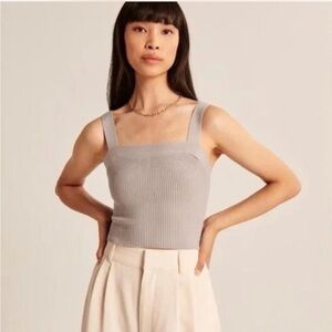 **NWOT Abercrombie & Fitch cream Ribbed Crop Top